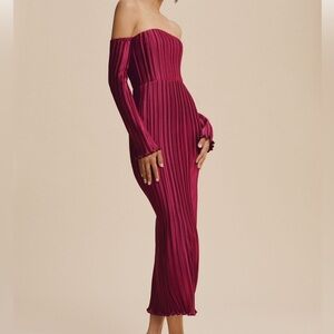 L’IDEE Gatsby Cold Shoulder Midi Dress in Red Berry - Size Small